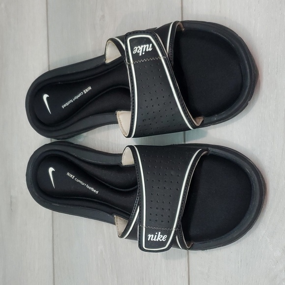 Nike Womens Comfort Footbed Sandals Slide Flats shoes sz 10 - Picture 4 of 14